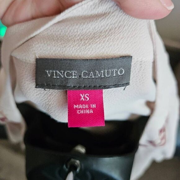 Vince Camuto Embroidered Top - Picture 7 of 7